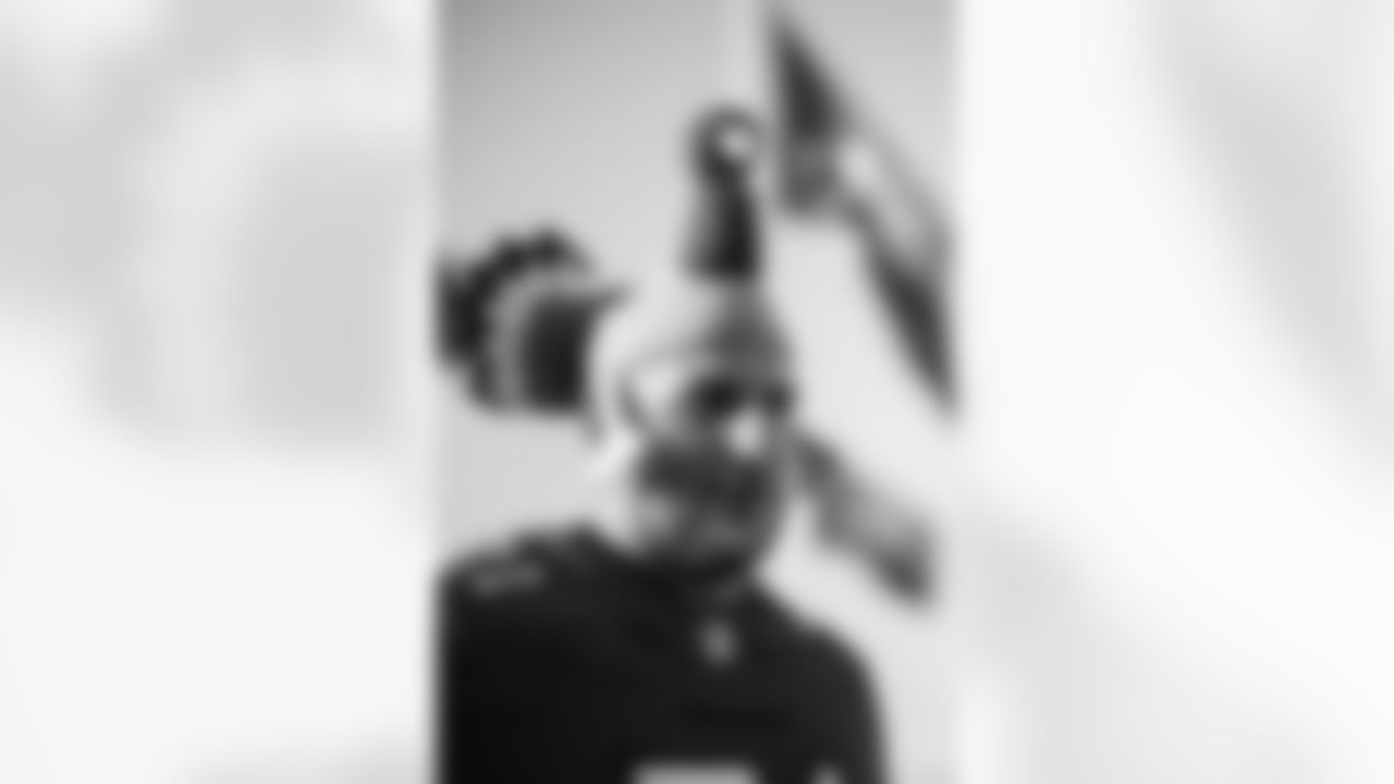 TAMPA, FL - November 25, 2025 - Offensive Lineman Lorenz Metz #71 of the Tampa Bay Buccaneers during Turkey Time with the O-Line. Photo By Kyle Zedaker/Tampa Bay Buccaneers