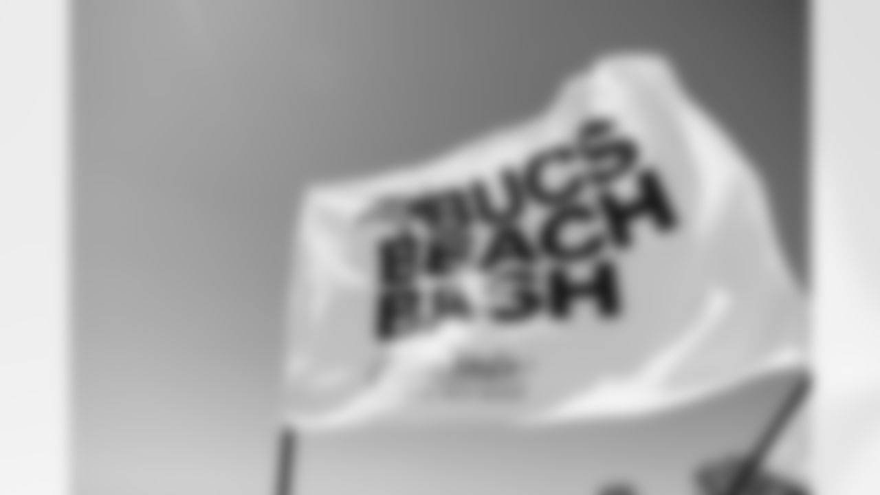 ST. PETE BEACH, FL - April 26, 2025 - Signage flag during Bucs Beach Bash. Photo By Dave Pullis/Tampa Bay Buccaneers