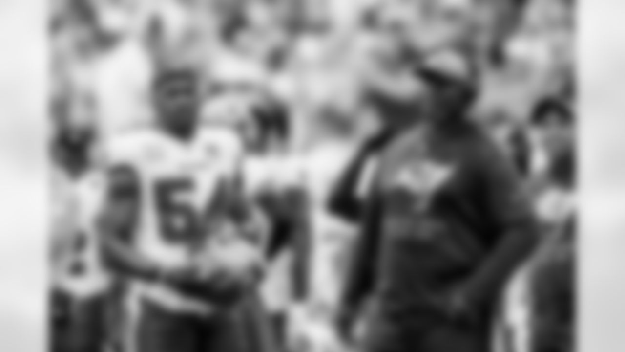 TAMPA, FL - November 09, 2025 - Inside Linebacker Lavonte David #54 and Head Coach Todd Bowles of the Tampa Bay Buccaneers during the game between the New England Patriots and Tampa Bay Buccaneers. The Bucs lost the game, 28-23. Photo By Tori Richman/Tampa Bay Buccaneers