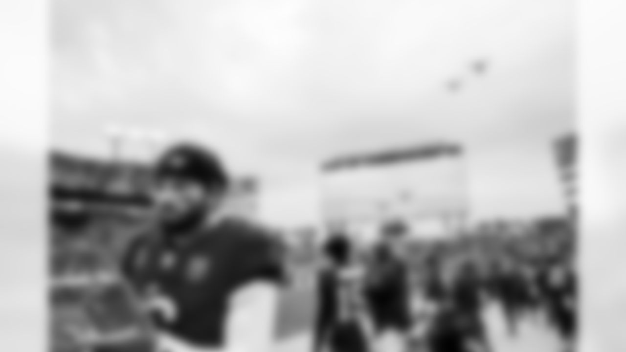 TAMPA, FL - December 07, 2025 - The Tampa Bay Buccaneers and New Orleans Saints during a regular season game at Raymond James Stadium. The Bucs lost the game, 24-20. Photo By Tori Richman/Tampa Bay Buccaneers