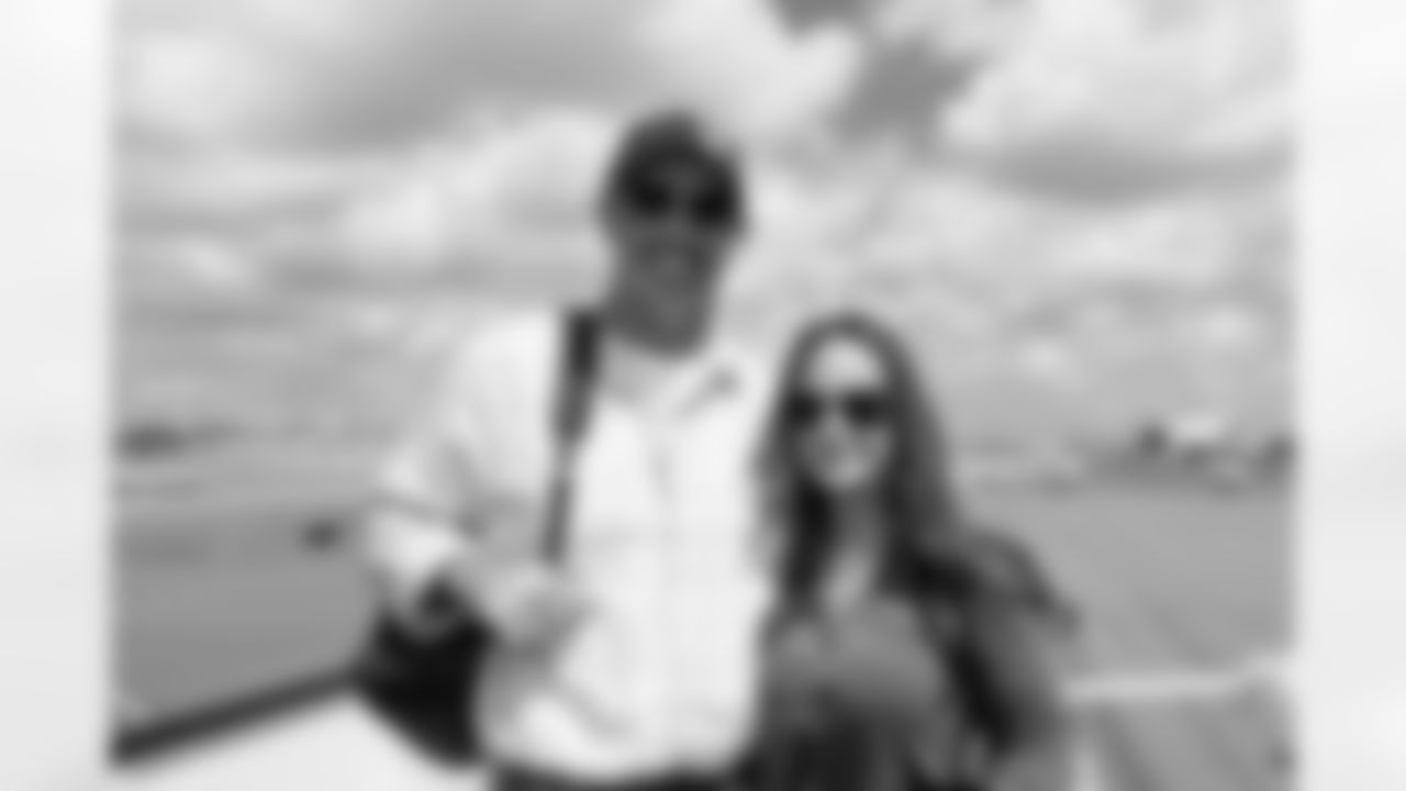 ATLANTA, GA - September 06, 2025 - Luxury Suite Excursion departs for the game between the Tampa Bay Buccaneers and Atlanta Falcons. The Bucs won the game, 23-20. Photo By Doug DeFelice/Tampa Bay Buccaneers