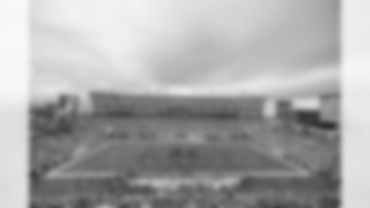 TAMPA, FL - November 09, 2025 - A general view from the 300 level during the game between the New England Patriots and Tampa Bay Buccaneers. The Bucs lost the game, 28-23. Photo By Dave Pullis/Tampa Bay Buccaneers