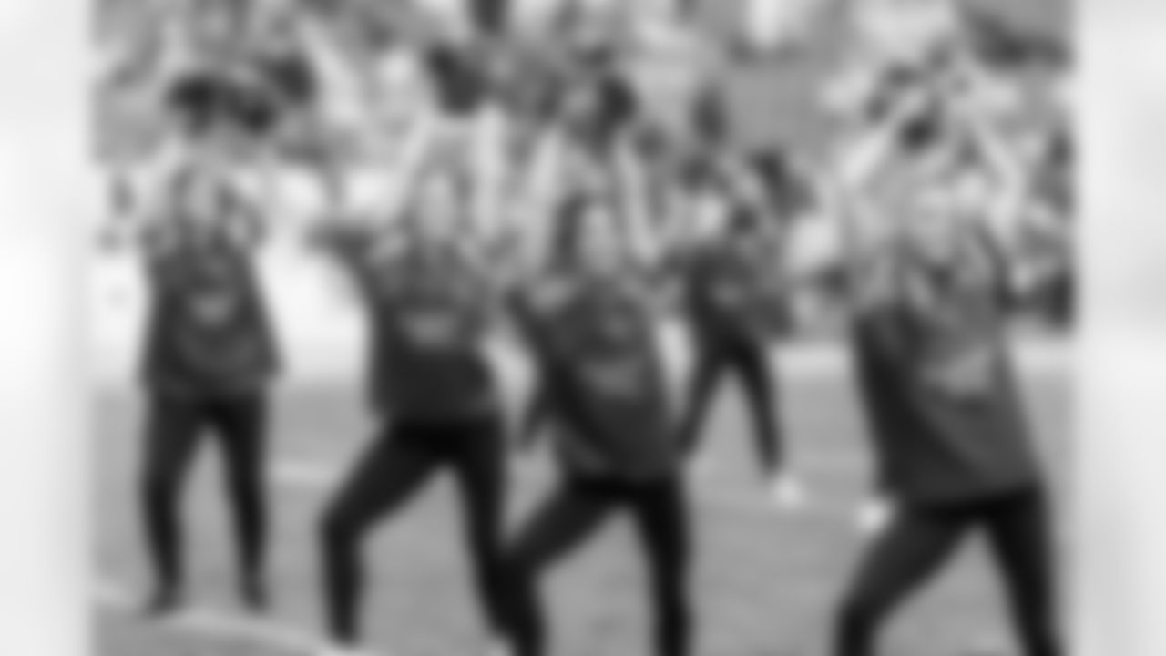 TAMPA, FL - December 07, 2025 - The Tampa Bay Buccaneers and New Orleans Saints during a regular season game at Raymond James Stadium. The Bucs lost the game, 24-20. Photo By Tori Richman/Tampa Bay Buccaneers