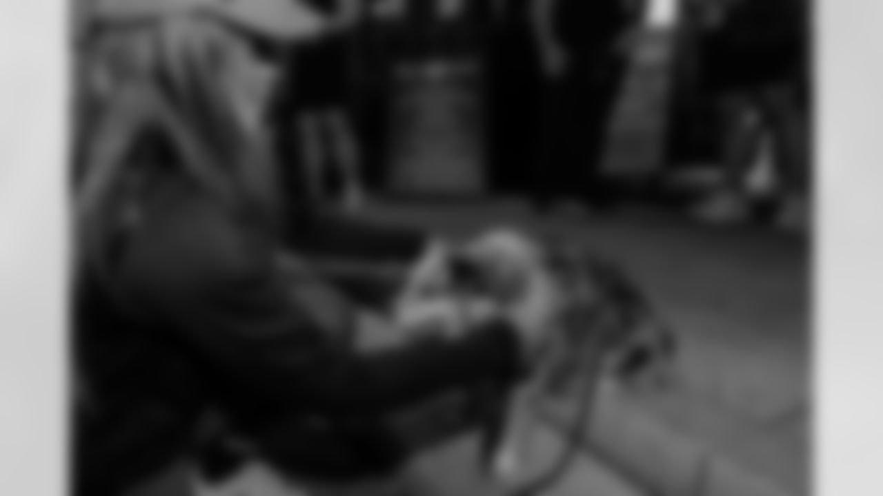 ST. PETERSBURG, FL - November 13, 2025 - "Bucs Run" Raise The Flags event with Pinellas Run Club at Park & Rec in St. Petersburg. Photo By Doug DeFelice/Tampa Bay Buccaneers