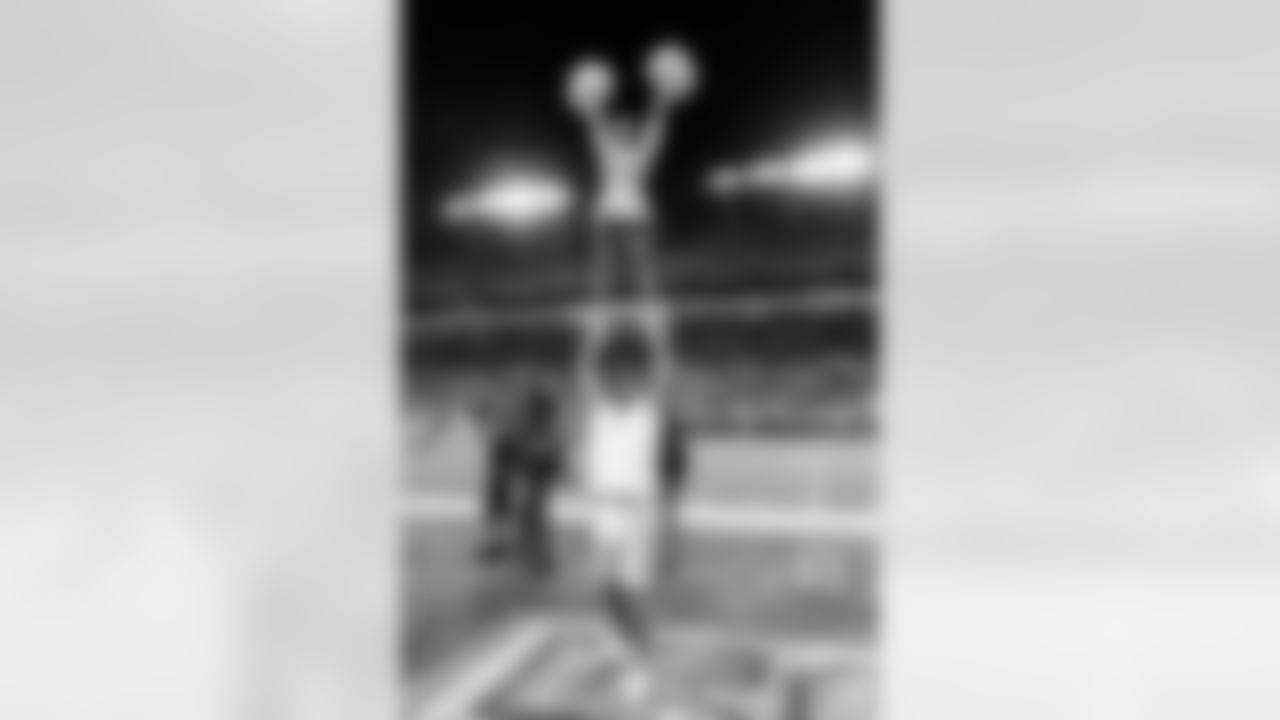 TAMPA, FL - December 11, 2025 - The Tampa Bay Buccaneers and Atlanta Falcons during a regular season game at Raymond James Stadium. The Bucs lost the game, 29-28. Photo By Tori Richman/Tampa Bay Buccaneers