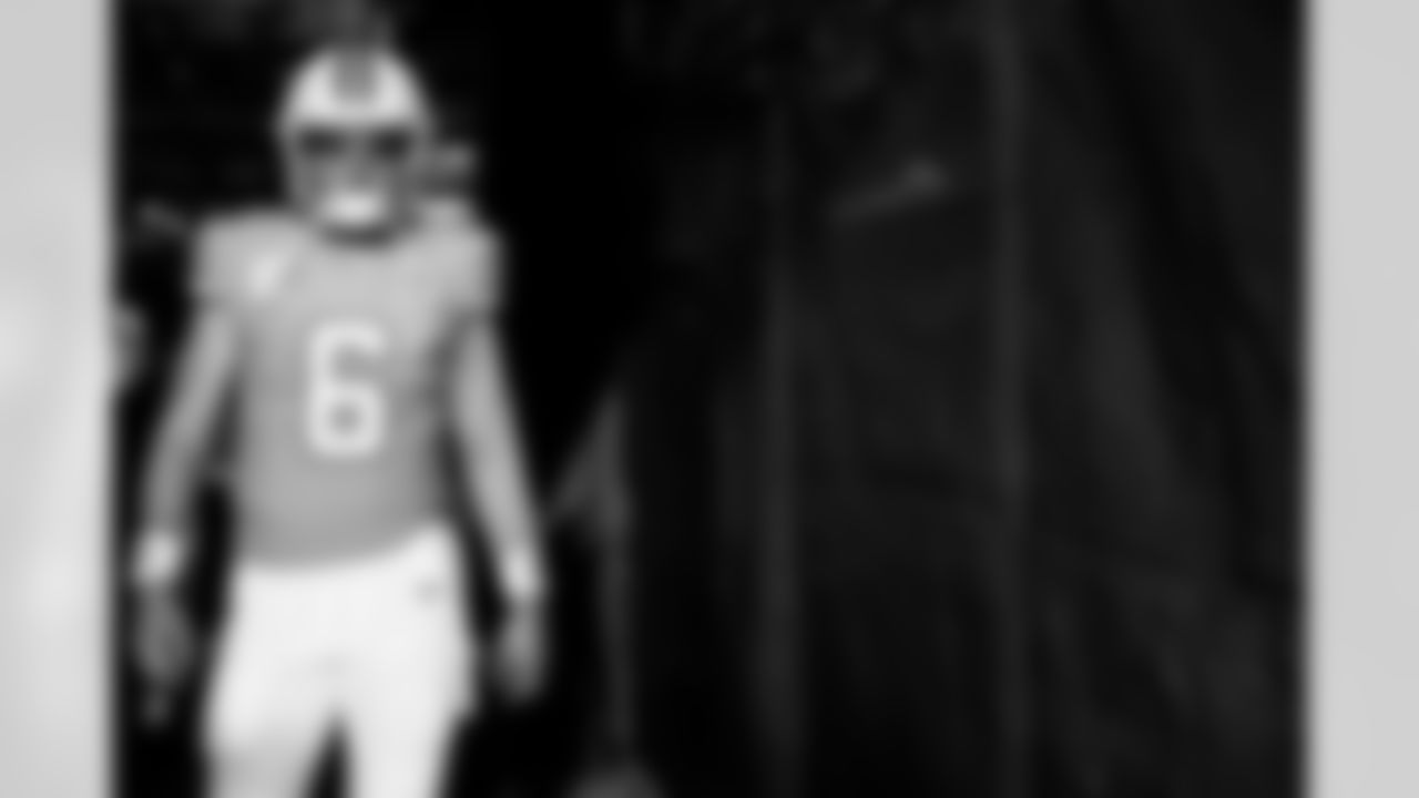 TAMPA, FL - December 11, 2025 - The Tampa Bay Buccaneers and Atlanta Falcons during a regular season game at Raymond James Stadium. The Bucs lost the game, 29-28. Photo By Tori Richman/Tampa Bay Buccaneers