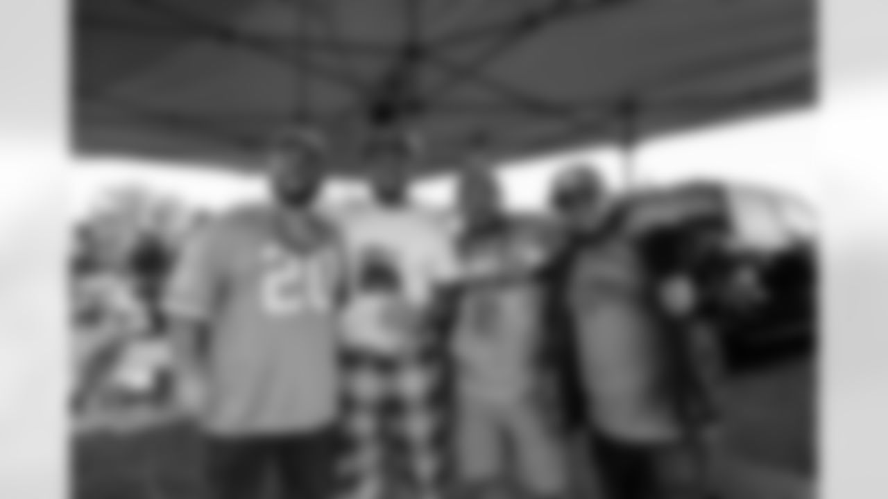 TAMPA, FL - December 11, 2025 - The Tampa Bay Buccaneers and Atlanta Falcons during a regular season game at Raymond James Stadium. The Bucs lost the game, 29-28. Photo By Dave Pullis/Tampa Bay Buccaneers