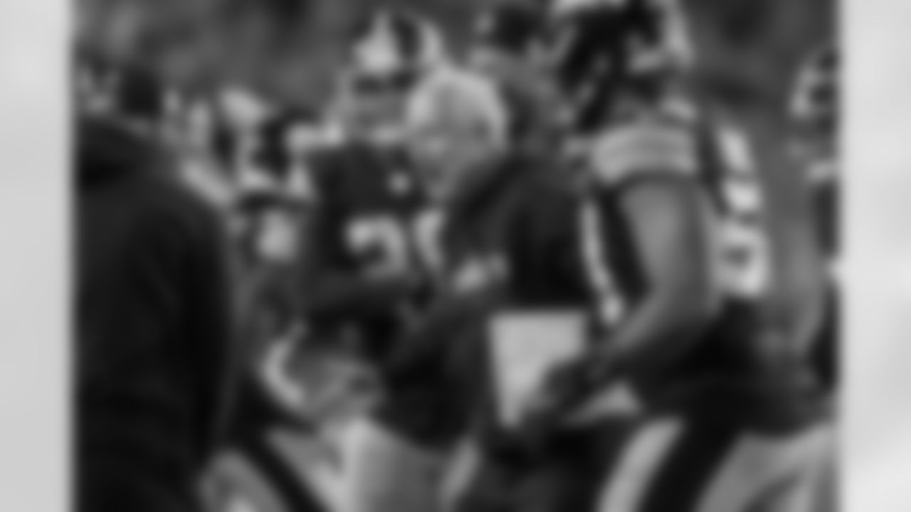 Pittsburgh Steelers Special Teams Coordinator Danny Smith reacts after a blocked field goal during an NFL football game, Sunday, Oct. 20, 2024, in Pittsburgh. (AP Photo/Matt Durisko)