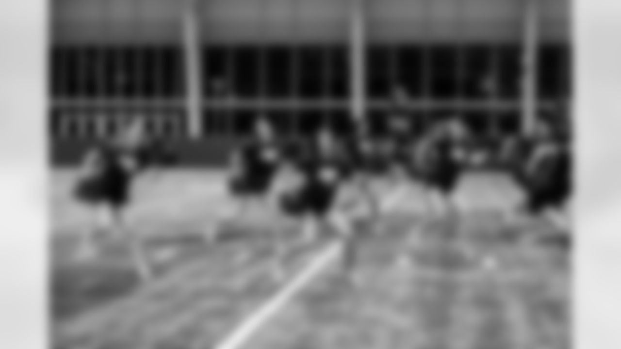 TAMPA, FL - December 04, 2025 - Tampa Bay Buccaneers Cheerleaders field rehearsal at AdventHealth Training Center. Photo By Tori Richman/Tampa Bay Buccaneers