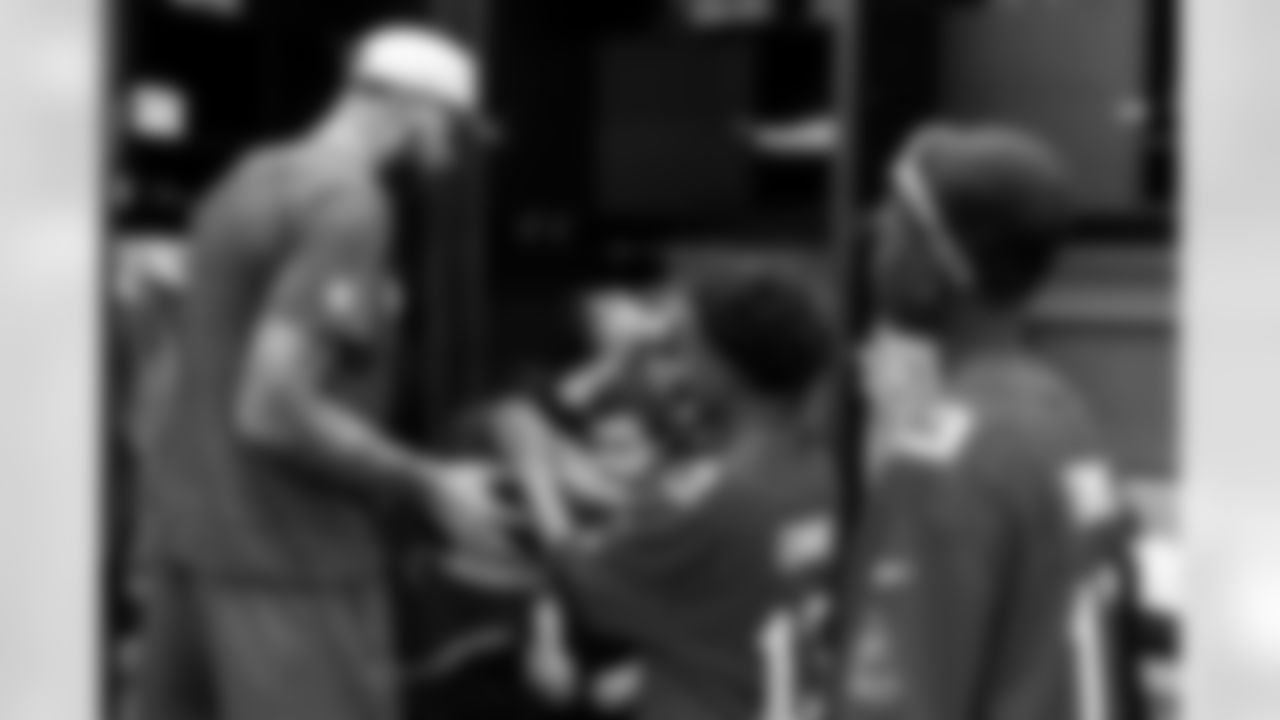 TAMPA, FL - December 05, 2025 - Mike and Ashli Evans host the Mike Evans Family Foundation 'Catch for Christmas' holiday event at AdventHealth Training Center. Photo By Kyle Zedaker/Tampa Bay Buccaneers