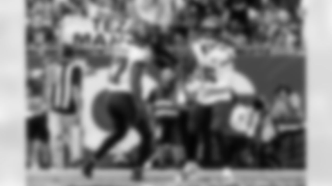 TAMPA, FL - November 09, 2025 - Wide Receiver Sterling Shepard #17 and Wide Receiver Tez Johnson #15 of the Tampa Bay Buccaneers celebrate a touchdown during the game between the New England Patriots and Tampa Bay Buccaneers. The Bucs lost the game, 28-23. Photo By Doug DeFelice/Tampa Bay Buccaneers