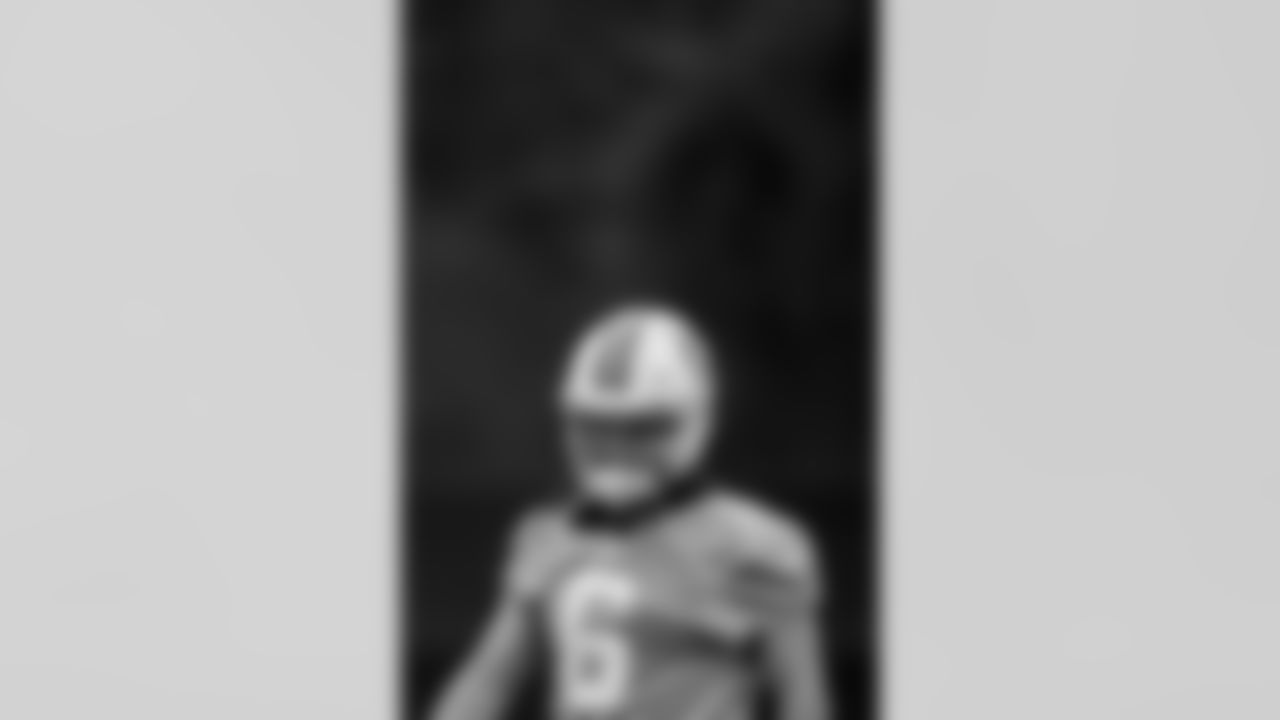 TAMPA, FL - December 10, 2025 - Week 15 practice at AdventHealth Training Center. Photo By Kyle Zedaker/Tampa Bay Buccaneers