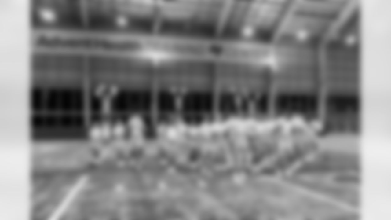 TAMPA, FL - December 09, 2025 - Tampa Bay Buccaneers Cheerleaders during Field Rehearsal at AdventHealth Training Center. Photo By Tori Richman/Tampa Bay Buccaneers