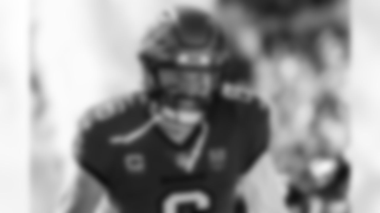 TAMPA, FL - November 30, 2025 - Quarterback Baker Mayfield #6 of the Tampa Bay Buccaneers before the game between the Arizona Cardinals and Tampa Bay Buccaneers. The Bucs won the game, 20-17. Photo By Doug DeFelice/Tampa Bay Buccaneers