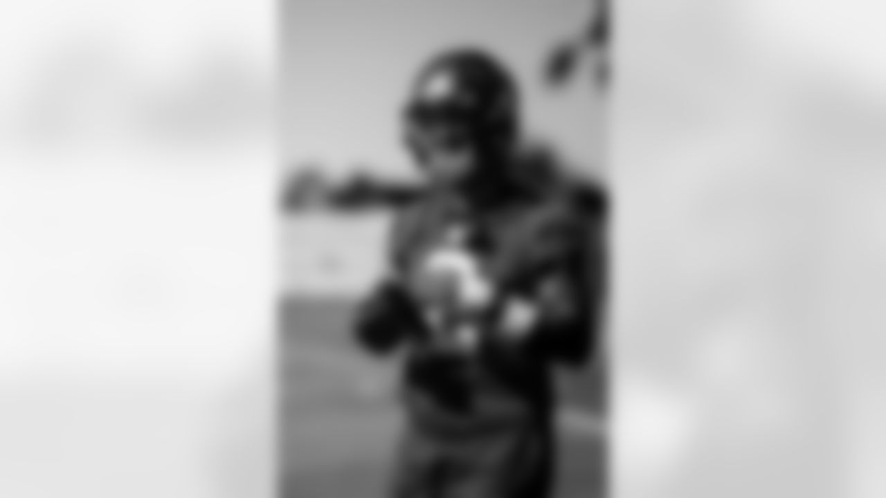 TAMPA, FL - November 13, 2025 - Wide Receiver Emeka Egbuka #2 of the Tampa Bay Buccaneers during practice at AdventHealth Training Center. Photo By Kyle Zedaker/Tampa Bay Buccaneers