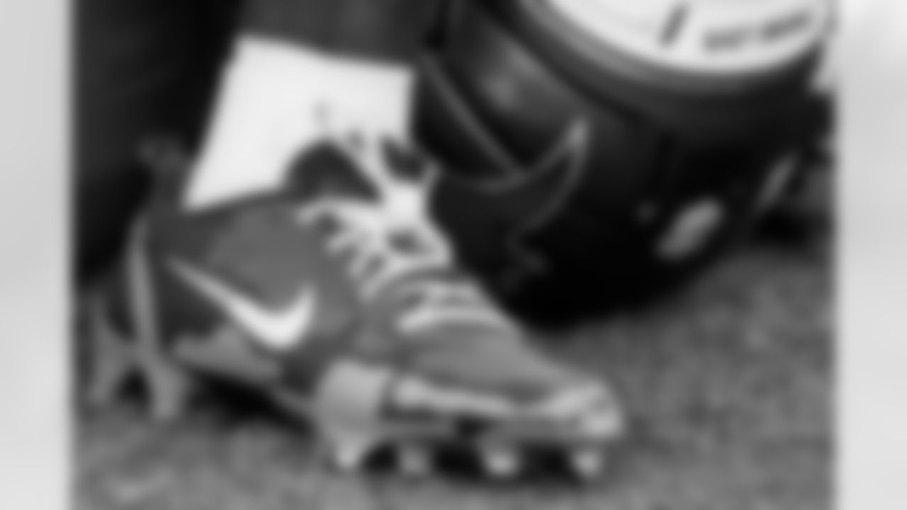TAMPA, FL - September 25, 2025 - Running Back Bucky Irving #7 of the Tampa Bay Buccaneers' cleats during practice at AdventHealth Training Center. Photo By Kyle Zedaker/Tampa Bay Buccaneers