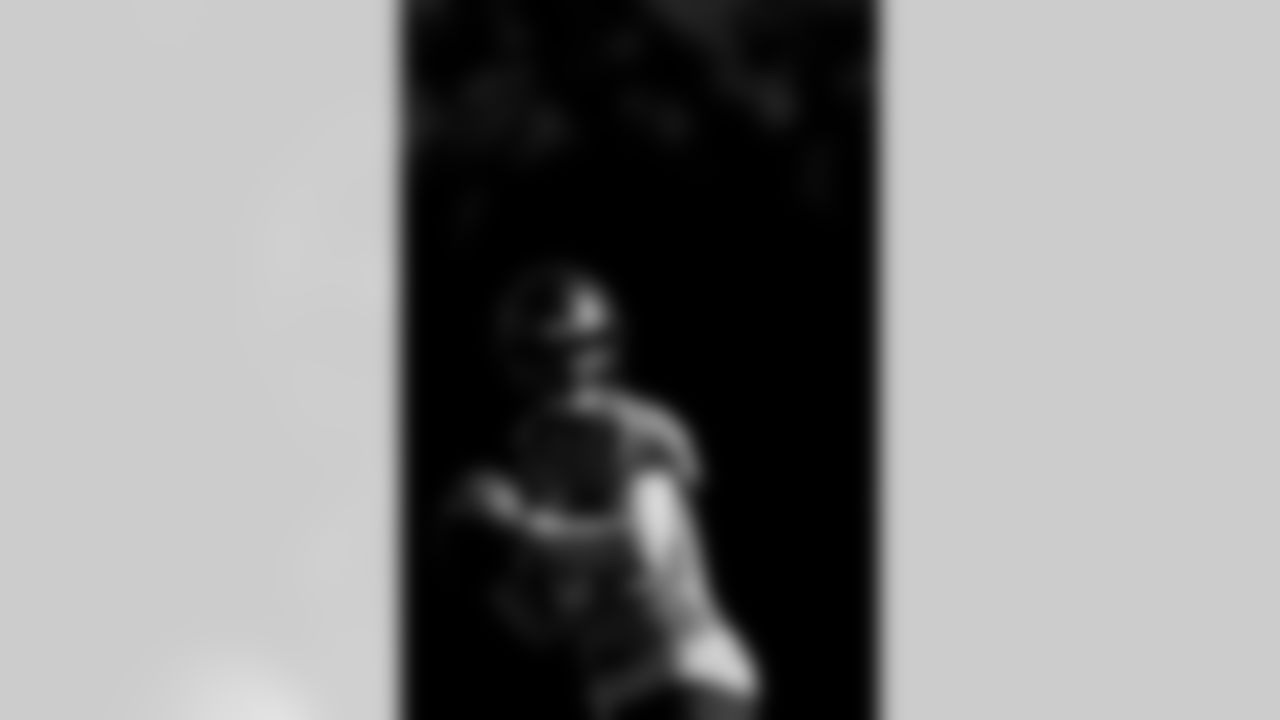 TAMPA, FL - November 28, 2025 - Quarterback Connor Bazelak #16 of the Tampa Bay Buccaneers during practice at AdventHealth Training Center. Photo By Kyle Zedaker/Tampa Bay Buccaneers