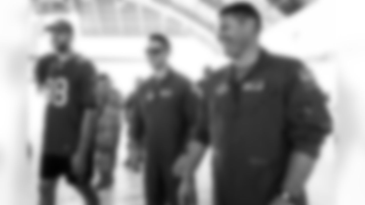 TAMPA, FL - December 02, 2025 - Outside Linebacker Anthony Nelson #98 of the Tampa Bay Buccaneers during a visit to MacDill Air Force Base. Photo By Kyle Zedaker/Tampa Bay Buccaneers