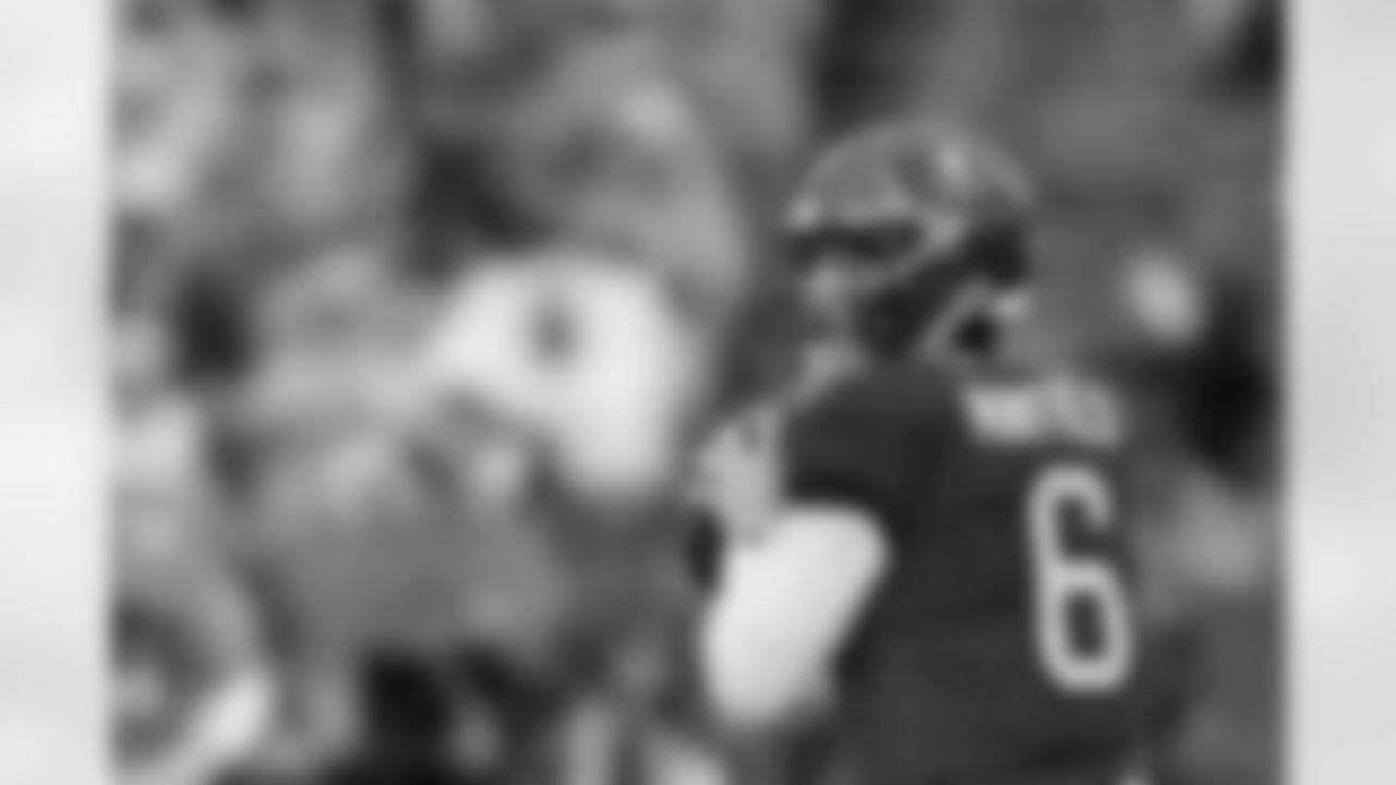 TAMPA, FL - January 03, 2026 - The Carolina Panthers and Tampa Bay Buccaneers play a regular season game at Raymond James Stadium. The Bucs won the game, 16-14. Photo By Doug DeFelice/Tampa Bay Buccaneers