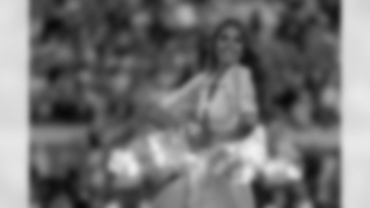 TAMPA, FL - December 11, 2025 - The Tampa Bay Buccaneers and Atlanta Falcons during a regular season game at Raymond James Stadium. The Bucs lost the game, 29-28. Photo By Doug DeFelice/Tampa Bay Buccaneers