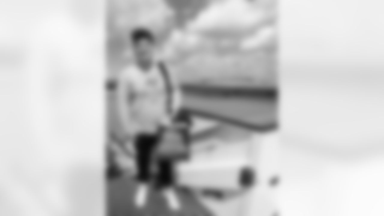 ATLANTA, GA - September 06, 2025 - Luxury Suite Excursion departs for the game between the Tampa Bay Buccaneers and Atlanta Falcons. The Bucs won the game, 23-20. Photo By Doug DeFelice/Tampa Bay Buccaneers