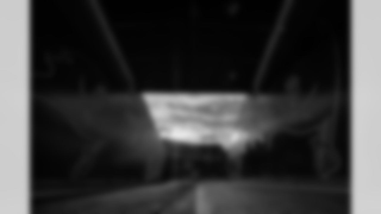 TAMPA, FL - December 07, 2025 - The Tampa Bay Buccaneers and New Orleans Saints during a regular season game at Raymond James Stadium. The Bucs lost the game, 24-20. Photo By Doug DeFelice/Tampa Bay Buccaneers