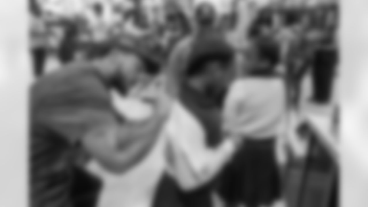 TAMPA, FL - December 16, 2025 - Antoine Winfield Jr. Holiday Shopping Spree at Dick's House of Sport International Plaza. Photo By Mike Carlson/Tampa Bay Buccaneers