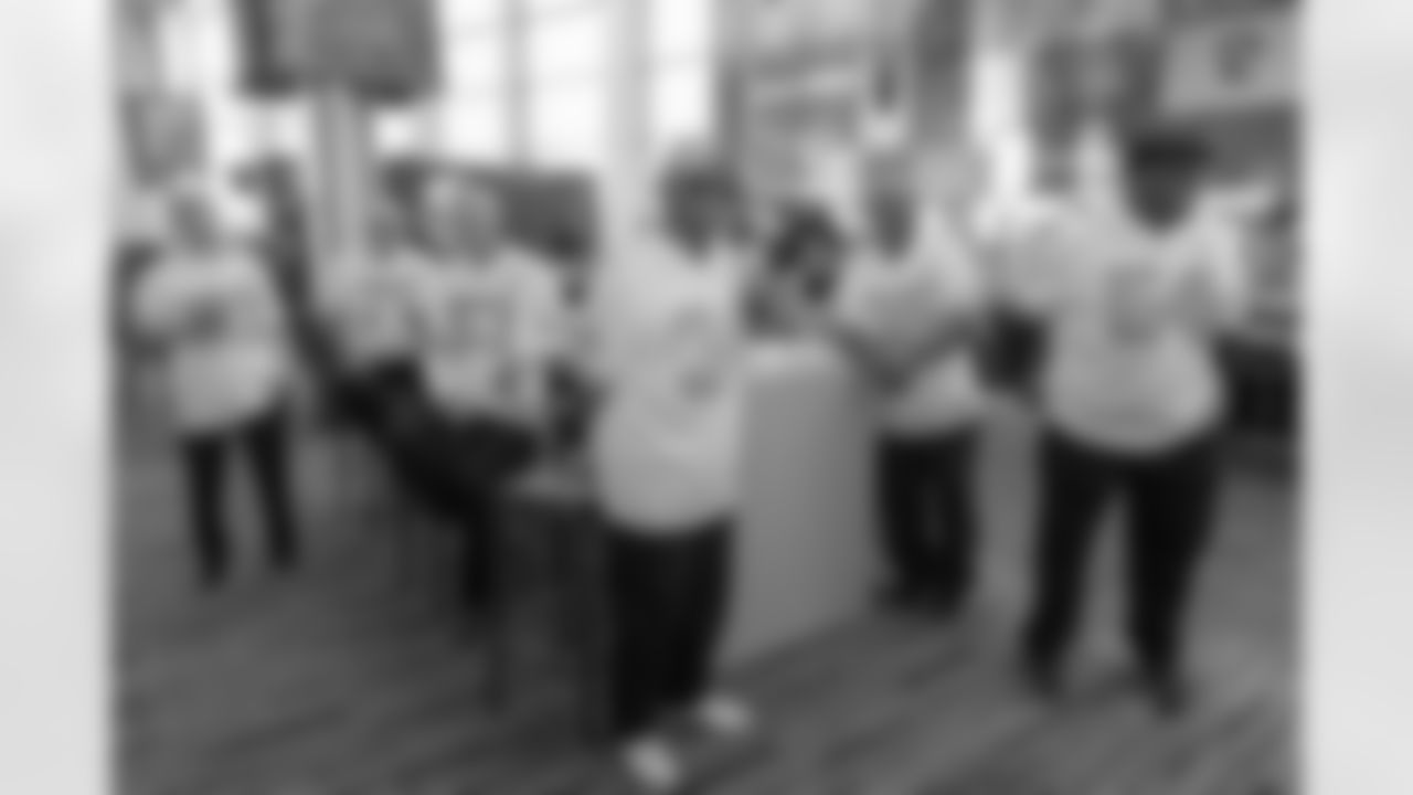 TAMPA, FL - December 11, 2025 - The 1976 Tampa Bay Buccaneers team reunion in the Hyundai Club at Raymond James Stadium. Photo By Mike Carlson/Tampa Bay Buccaneers