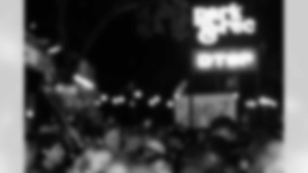 ST. PETERSBURG, FL - November 13, 2025 - "Bucs Run" Raise The Flags event with Pinellas Run Club at Park & Rec in St. Petersburg. Photo By Doug DeFelice/Tampa Bay Buccaneers