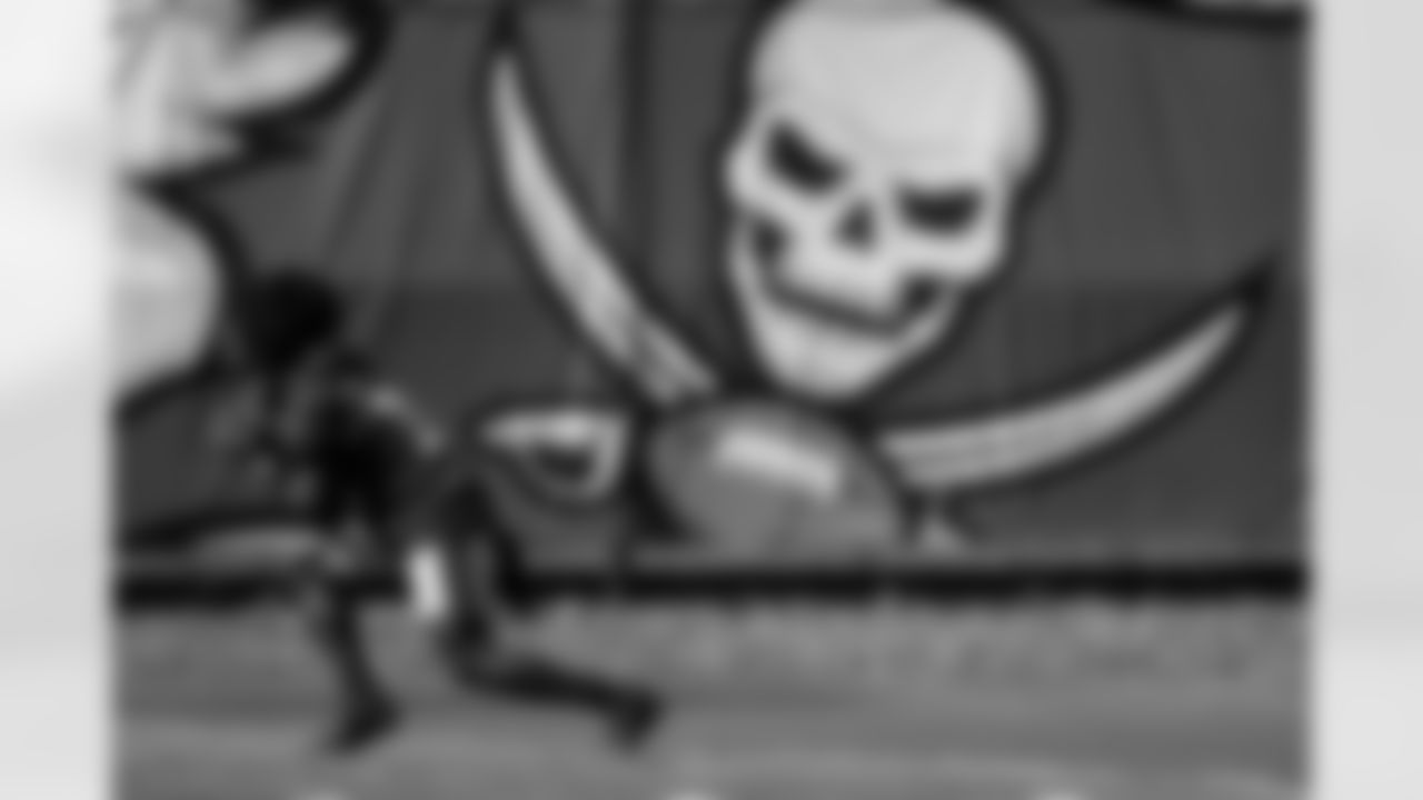 TAMPA, FL - November 13, 2025 - Wide Receiver Kameron Johnson #19 of the Tampa Bay Buccaneers during practice at AdventHealth Training Center. Photo By Kyle Zedaker/Tampa Bay Buccaneers