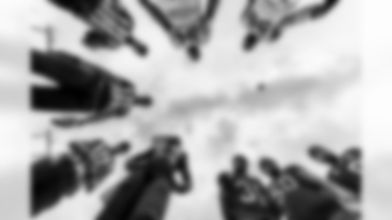 TAMPA, FL - December 07, 2025 - The Tampa Bay Buccaneers and New Orleans Saints play a regular season game at Raymond James Stadium. The Bucs lost the game, 24-20. Photo By Kyle Zedaker/Tampa Bay Buccaneers