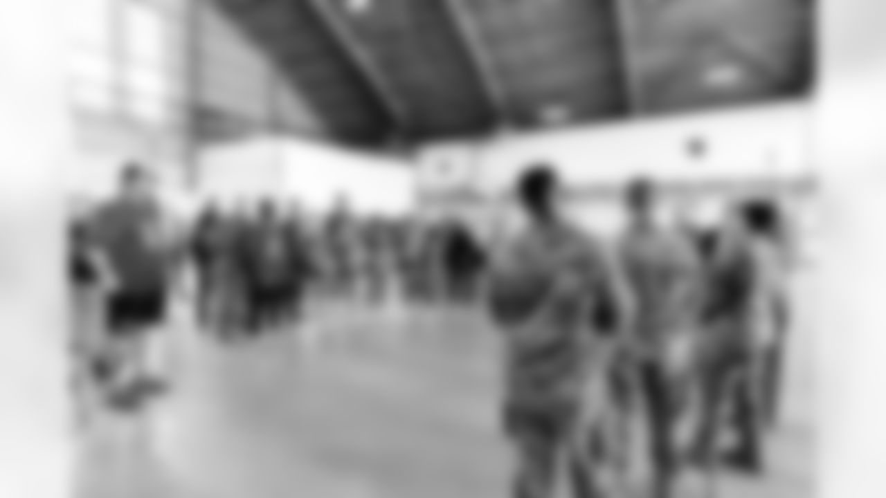 TAMPA, FL - December 02, 2025 - The Buccaneers take visit to MacDill Air Force Base. Photo By Kyle Zedaker/Tampa Bay Buccaneers