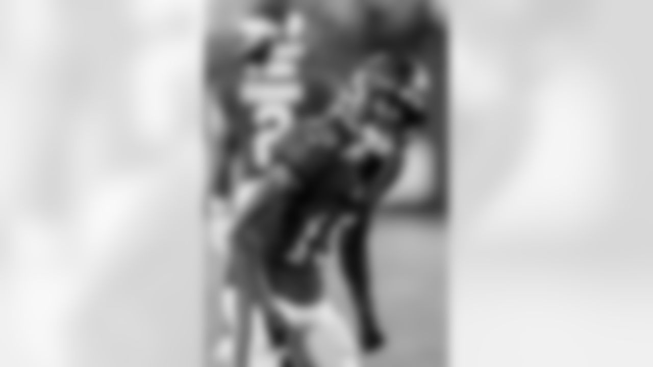 TAMPA, FL - January 03, 2026 - The Carolina Panthers and Tampa Bay Buccaneers play a regular season game at Raymond James Stadium. The Bucs won the game, 16-14. Photo By Kyle Zedaker/Tampa Bay Buccaneers