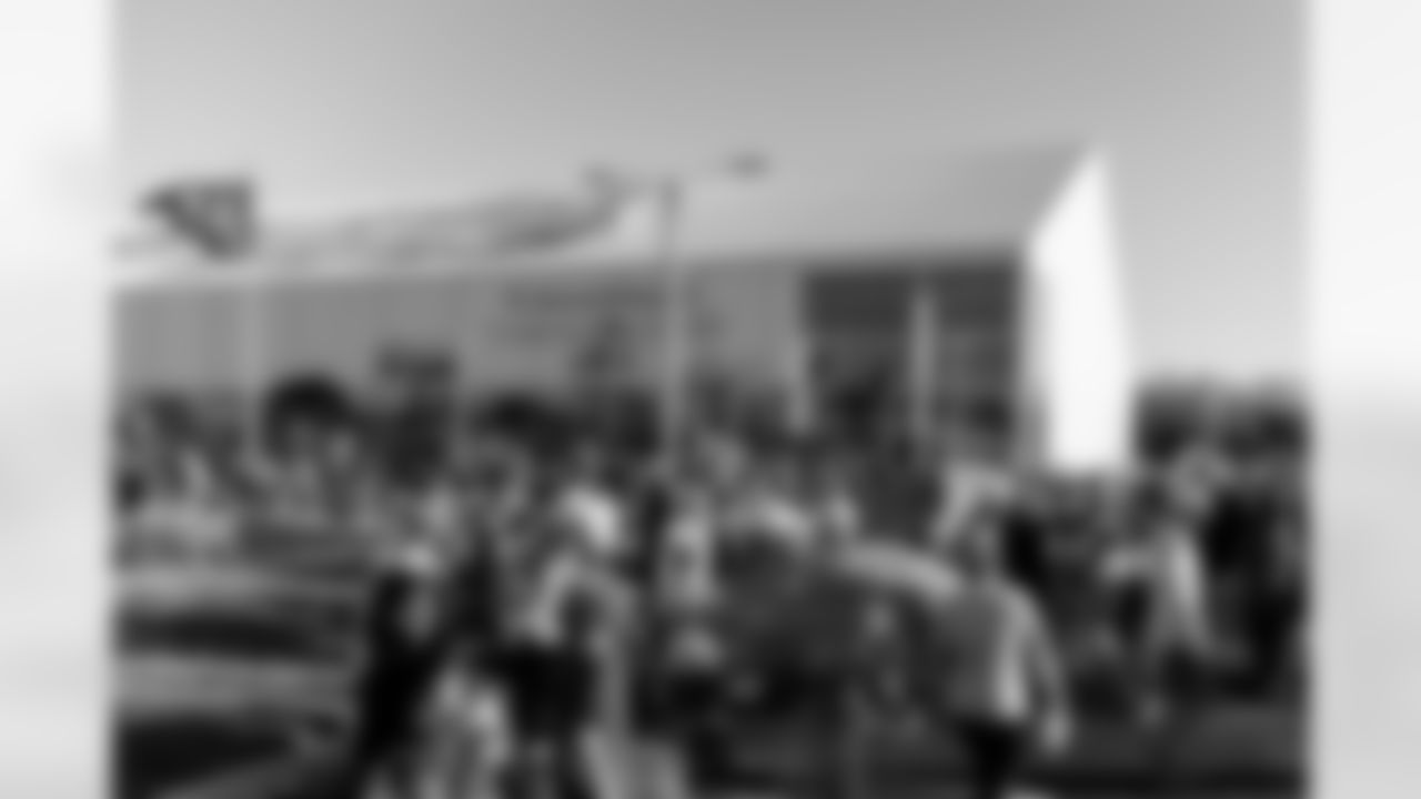 TAMPA, FL - February 21, 2026 - 2026 Jr. Bucs Movie Night. Photo By Kyle Zedaker/Tampa Bay Buccaneers