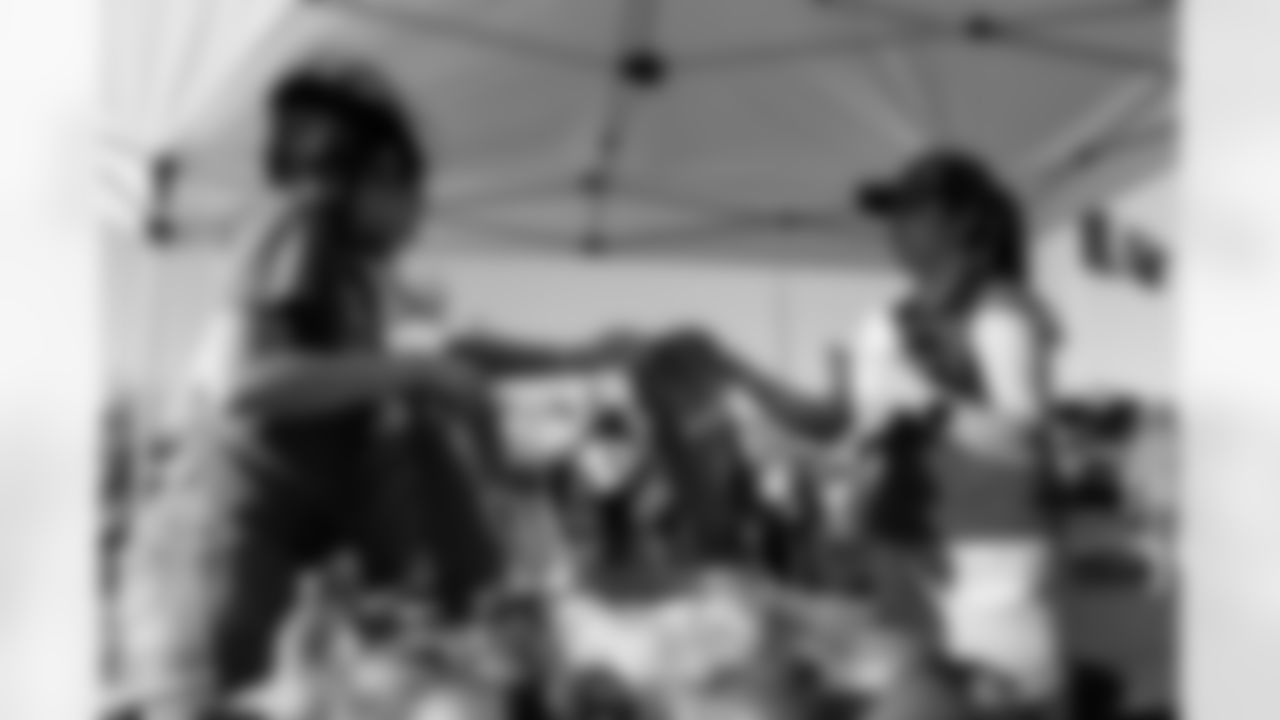 TAMPA, FL - February 21, 2026 - 2026 Jr. Bucs Movie Night. Photo By Kyle Zedaker/Tampa Bay Buccaneers