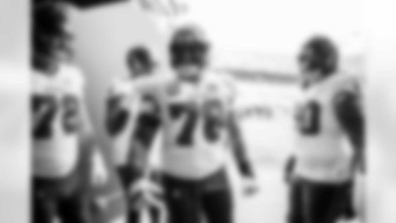 CHARLOTTE, NC - December 21, 2025 - Tackle Tristan Wirfs #78 of the Tampa Bay Buccaneers before the game between the Tampa Bay Buccaneers and Carolina Panthers. The Bucs lost the game, 23-20. Photo By Kyle Zedaker/Tampa Bay Buccaneers