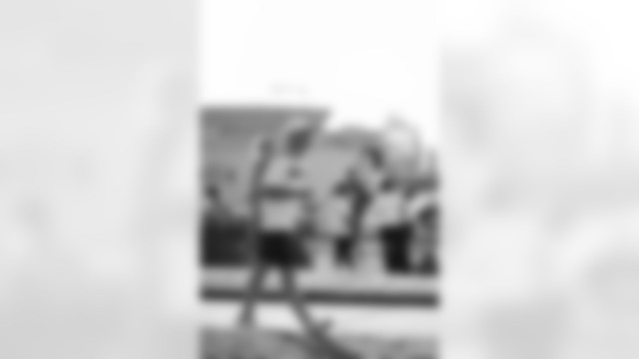 TAMPA, FL - November 25, 2025 - Assistant General Manager Rob McCartney during Turkey Time with the O-Line. Photo By Kyle Zedaker/Tampa Bay Buccaneers