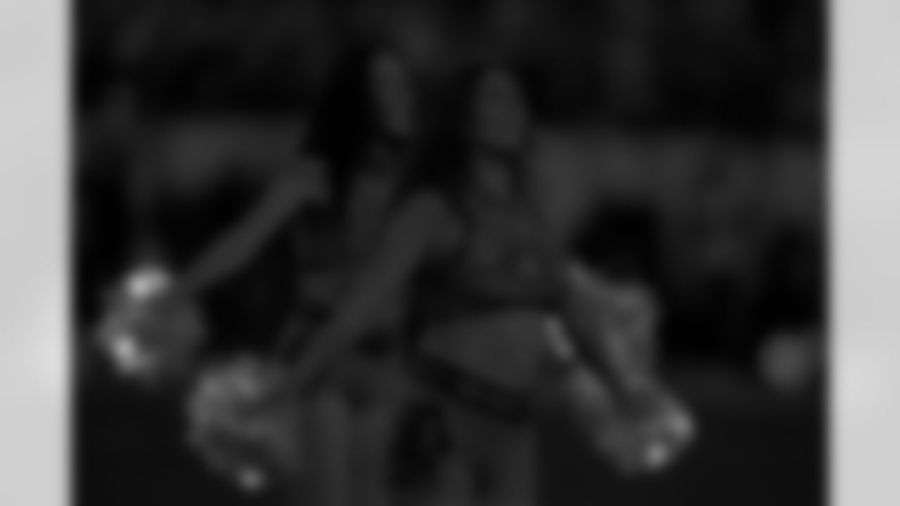 TAMPA, FL - January 03, 2026 - The Carolina Panthers and Tampa Bay Buccaneers play a regular season game at Raymond James Stadium. The Bucs won the game, 16-14. Photo By Kyle Zedaker/Tampa Bay Buccaneers