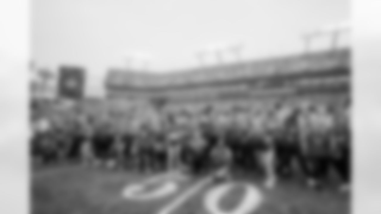 TAMPA, FL - December 07, 2025 - The Tampa Bay Buccaneers and New Orleans Saints during a regular season game at Raymond James Stadium. The Bucs lost the game, 24-20. Photo By Tori Richman/Tampa Bay Buccaneers