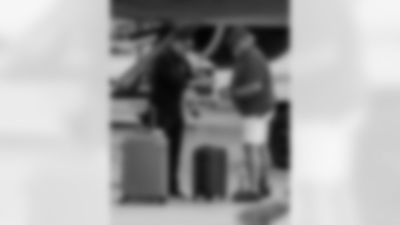 ATLANTA, GA - September 06, 2025 - Luxury Suite Excursion arrives for the game between the Tampa Bay Buccaneers and Atlanta Falcons. The Bucs won the game, 23-20. Photo By Doug DeFelice/Tampa Bay Buccaneers