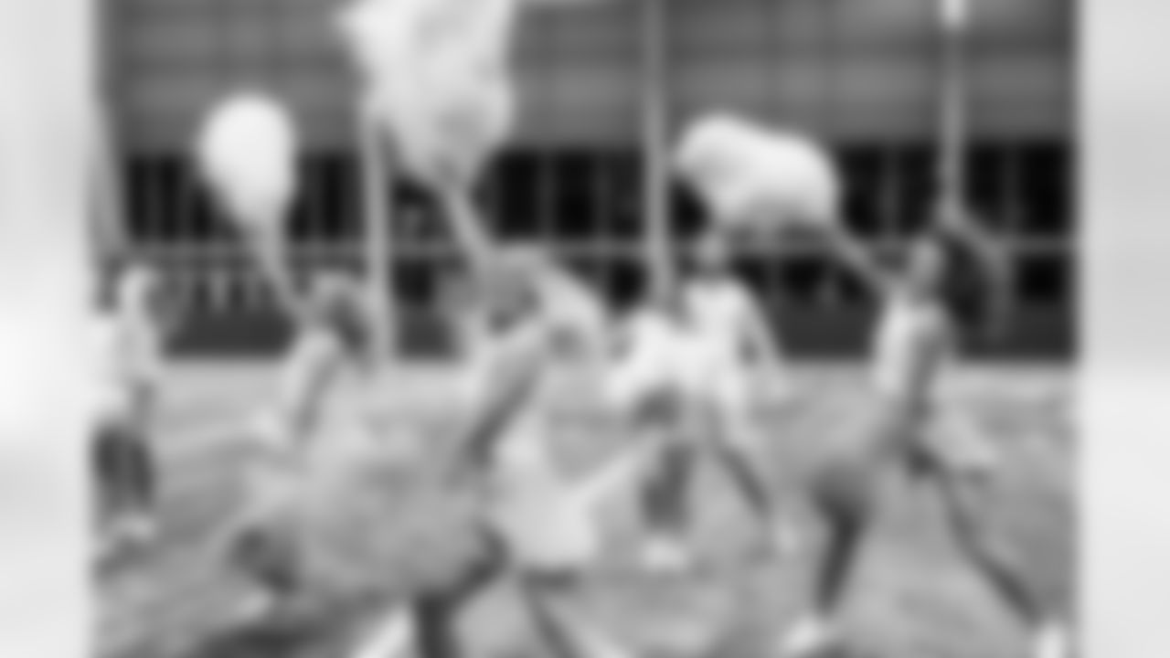 TAMPA, FL - December 09, 2025 - Tampa Bay Buccaneers Cheerleaders during Field Rehearsal at AdventHealth Training Center. Photo By Tori Richman/Tampa Bay Buccaneers