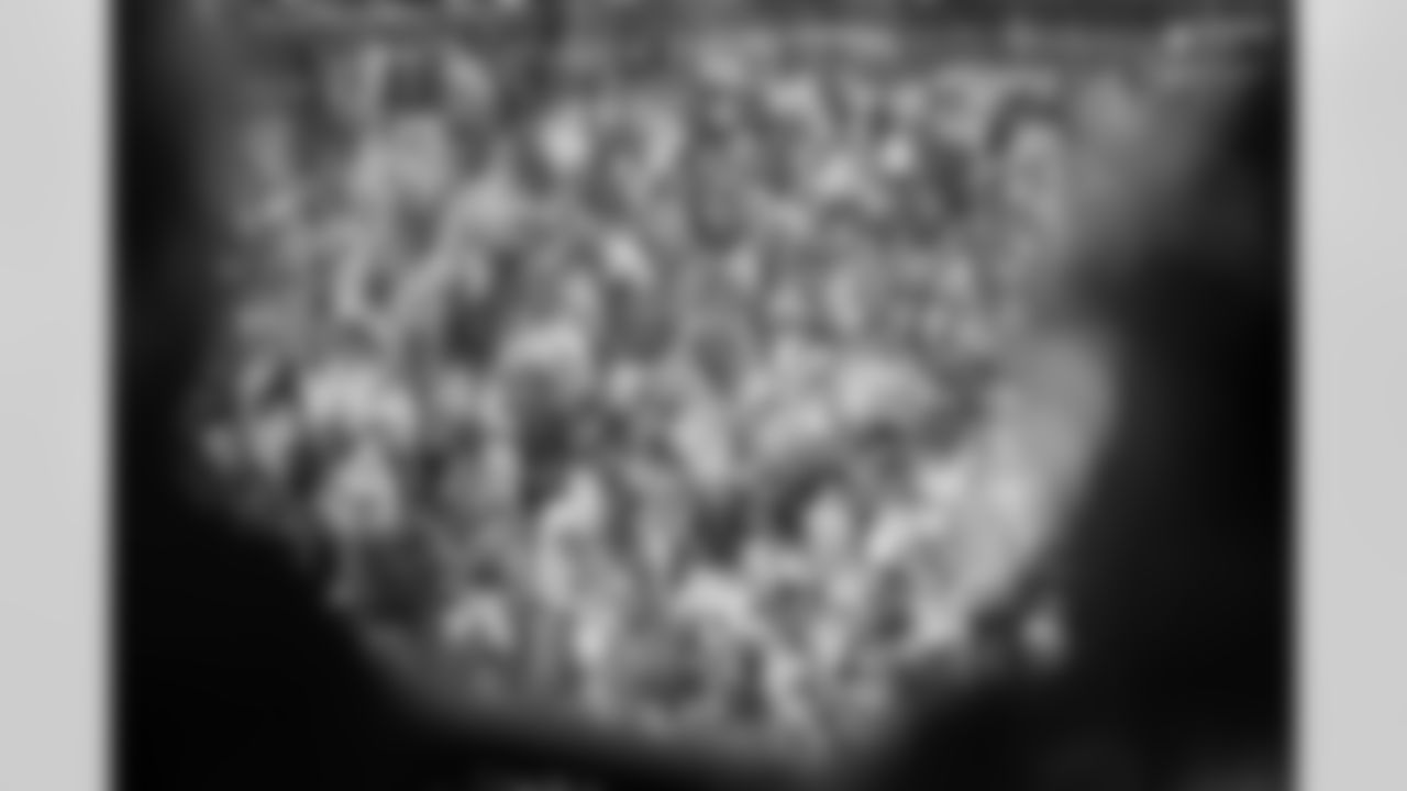 TAMPA, FL - January 03, 2026 - The Carolina Panthers and Tampa Bay Buccaneers play a regular season game at Raymond James Stadium. The Bucs won the game, 16-14. Photo By Dave Pullis/Tampa Bay Buccaneers