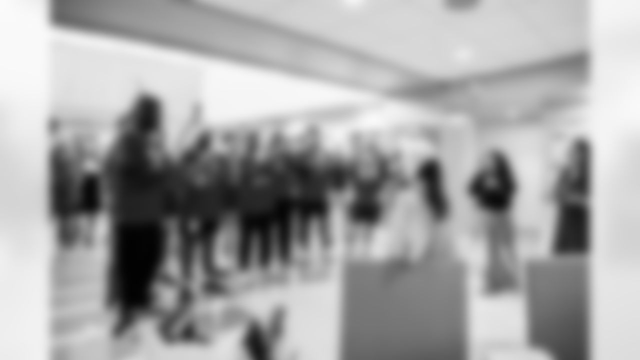 ST. PETERSBURG, FL - December 16, 2025 - Rookie Club visit to Johns Hopkins All Children's Hospital. Photo By Tori Richman/Tampa Bay Buccaneers