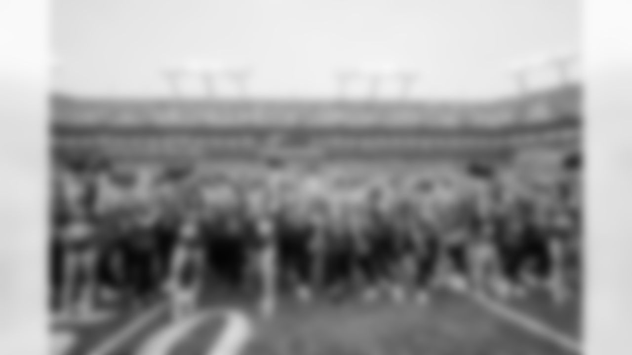 TAMPA, FL - December 07, 2025 - The Tampa Bay Buccaneers and New Orleans Saints during a regular season game at Raymond James Stadium. The Bucs lost the game, 24-20. Photo By Tori Richman/Tampa Bay Buccaneers