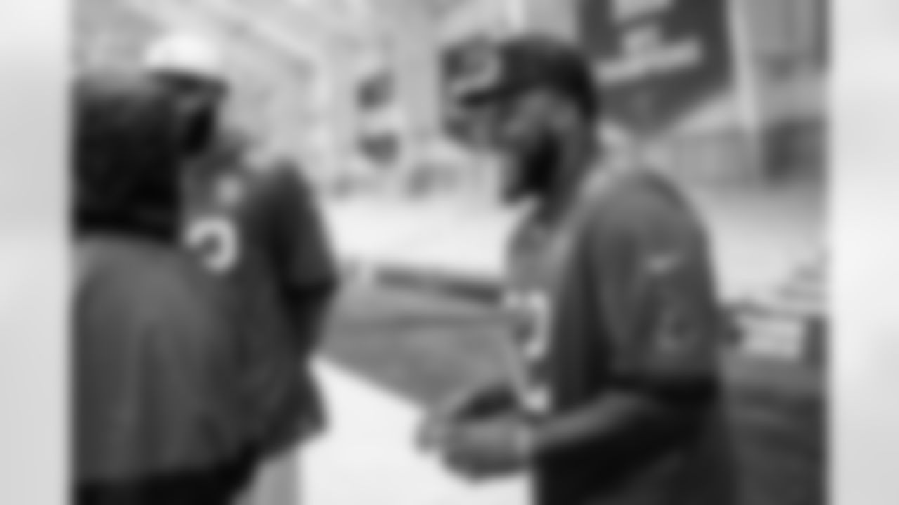 TAMPA, FL - December 16, 2025 - The final session of the Player-Student Mentoring Program at AdventHealth Training Center. Photo By Kyle Zedaker/Tampa Bay Buccaneers