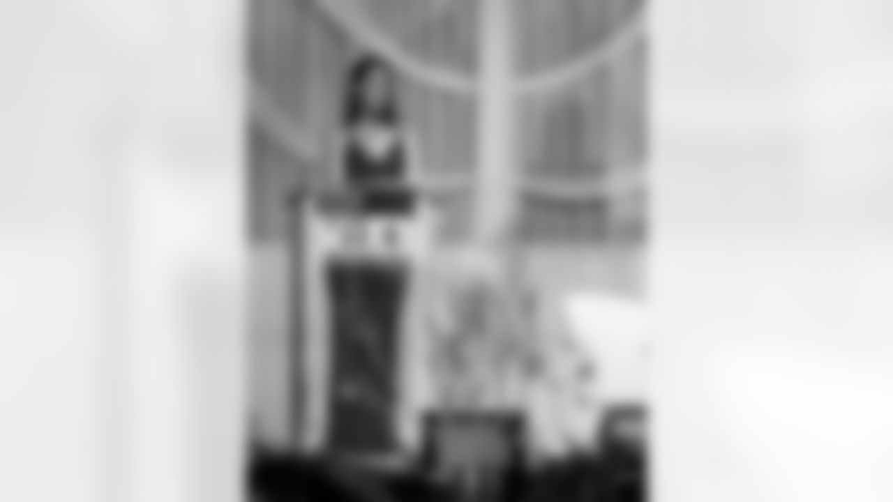 TAMPA, FL - December 13, 2025 - Mike Evans Family Foundation 4th Annual Gala at Seminole Hard Rock Hotel & Casino. Photo By Doug DeFelice/Tampa Bay Buccaneers