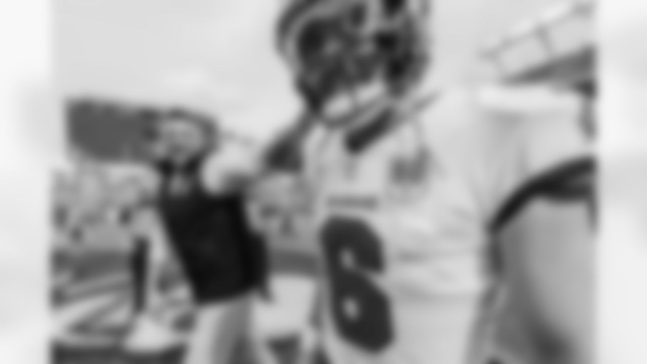 TAMPA, FL - November 09, 2025 - Quarterback Baker Mayfield #6 of the Tampa Bay Buccaneers and Mike Vrabel before the game between the New England Patriots and Tampa Bay Buccaneers. The Bucs lost the game, 28-23. Photo By Doug DeFelice/Tampa Bay Buccaneers