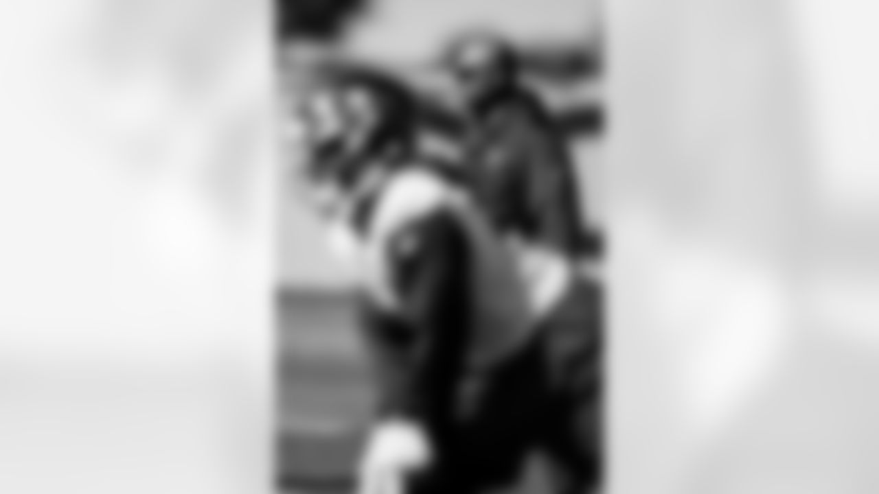 TAMPA, FL - November 28, 2025 - Special Teams Coordinator Thomas McGaughey of the Tampa Bay Buccaneers during practice at AdventHealth Training Center. Photo By Kyle Zedaker/Tampa Bay Buccaneers