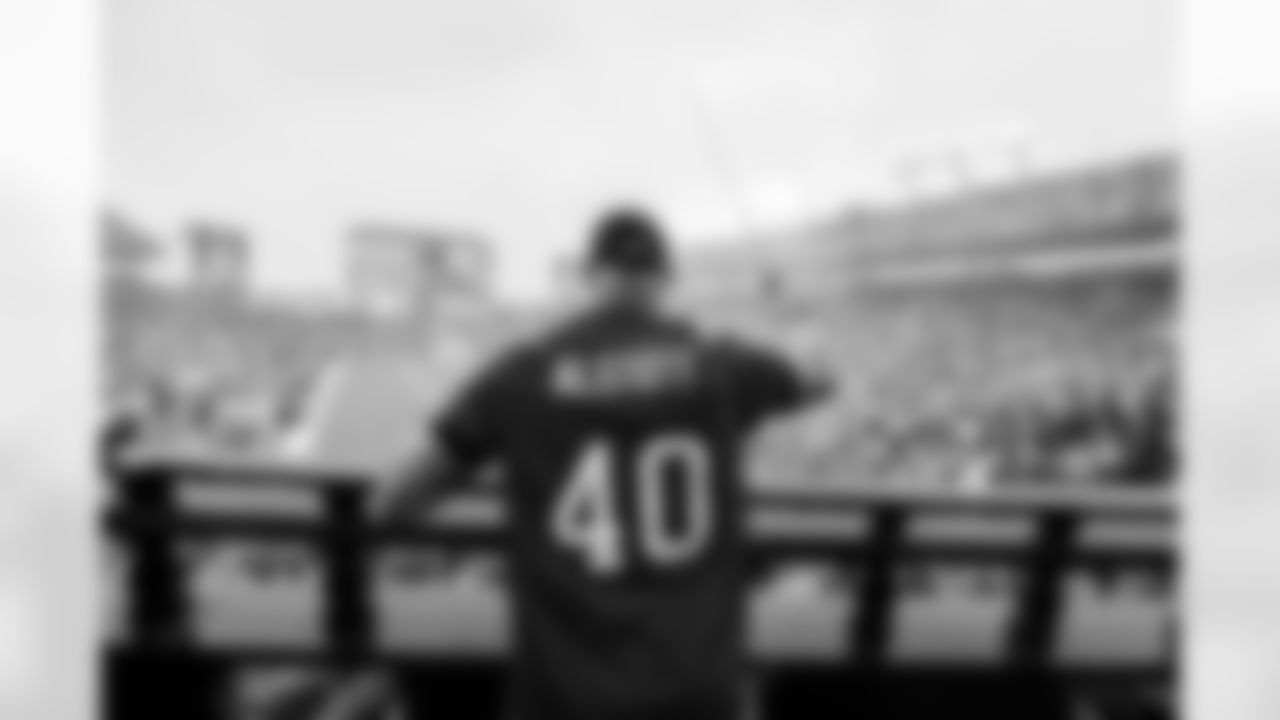 TAMPA, FL - January 03, 2026 - The Carolina Panthers and Tampa Bay Buccaneers play a regular season game at Raymond James Stadium. The Bucs won the game, 16-14. Photo By Dave Pullis/Tampa Bay Buccaneers