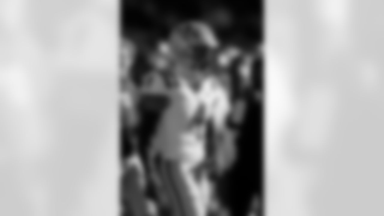 FILE - LSU cornerback Mansoor Delane warms up before the start of an NCAA college football game against Oklahoma Saturday, Nov. 29, 2025, in Norman, Okla. (AP Photo/Alonzo Adams, File)